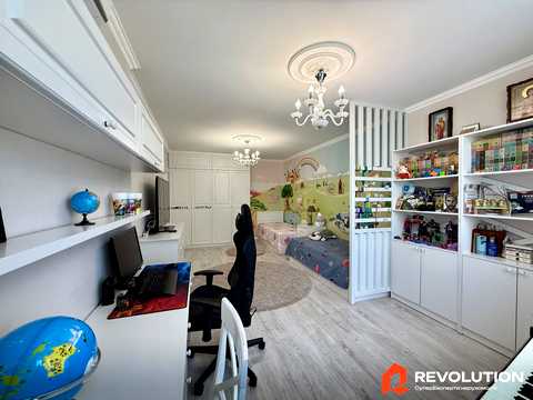 квартира за адресою Ревуцького вул., 7-В