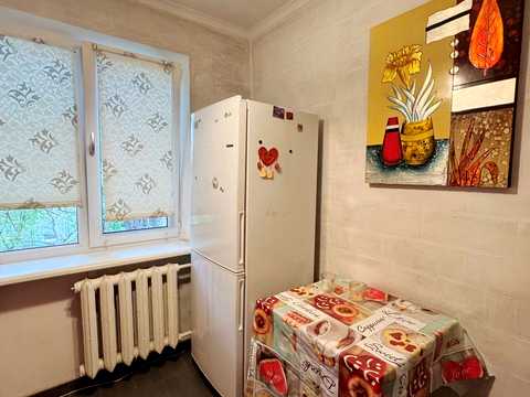 квартира за адресою Небесної Сотні просп. (Маршала Жукова), 7