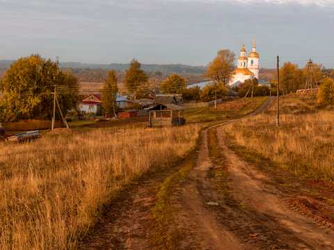 участок по адресу Каретна, 1