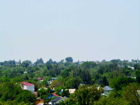 участок по адресу Каретна, 1