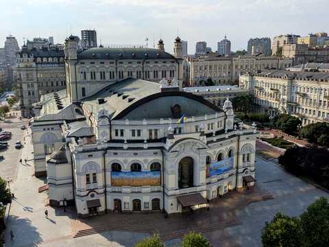 комерційна за адресою Київ, Володимирська вул., 51/53