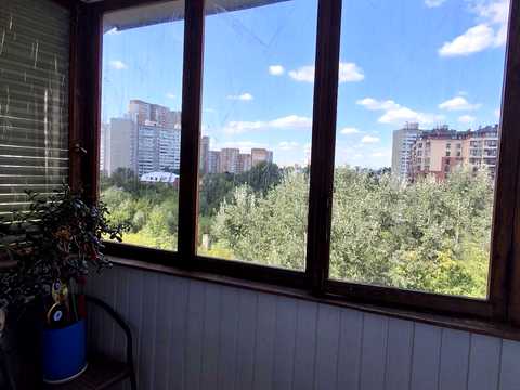 квартира за адресою Академіка Єфремова вул. (Командарма Уборевича), 7
