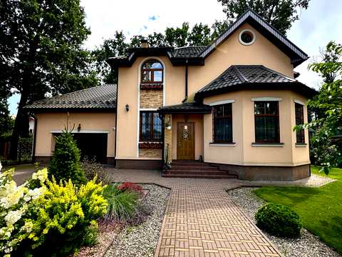 будинок за адресою Києво-Мироцька вул.