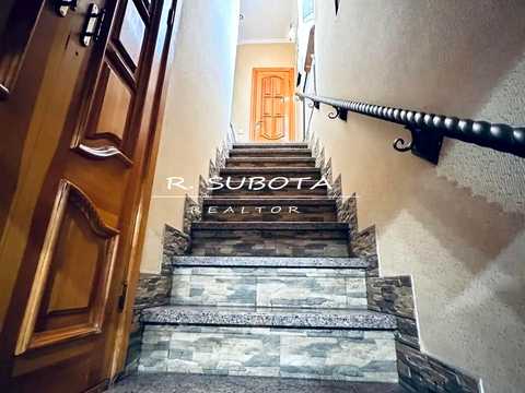 будинок за адресою Лабораторна вул.