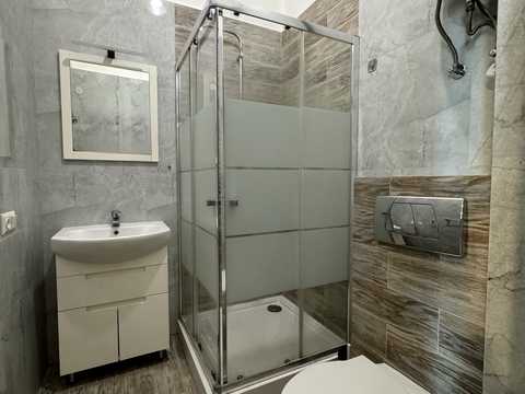 квартира за адресою Басейна вул., 12