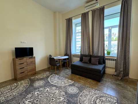 квартира за адресою Басейна вул., 12