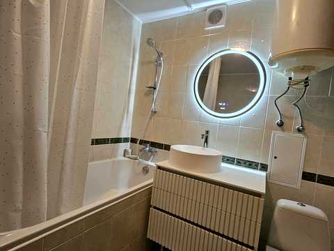 квартира за адресою Свободи просп., 10