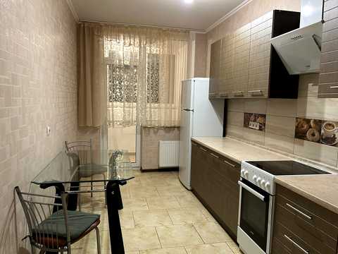 квартира по адресу Драгоманова ул., 2-Б