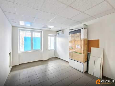 комерційна за адресою Тараса Шевченка бульв., 38