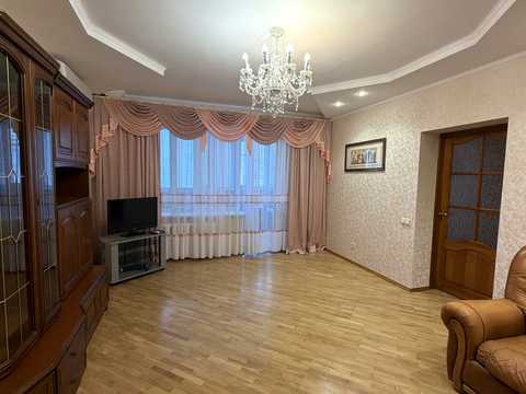 квартира за адресою Прилужна вул., 4/15