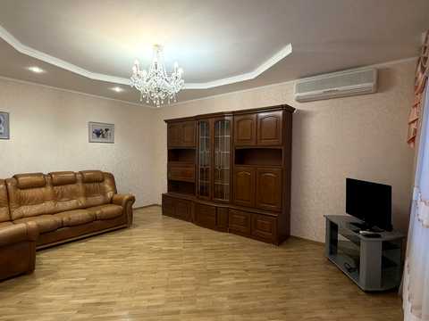 квартира за адресою Прилужна вул., 4/15