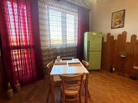 кімната за адресою с. Лисиничі, Каштанова вул., 5