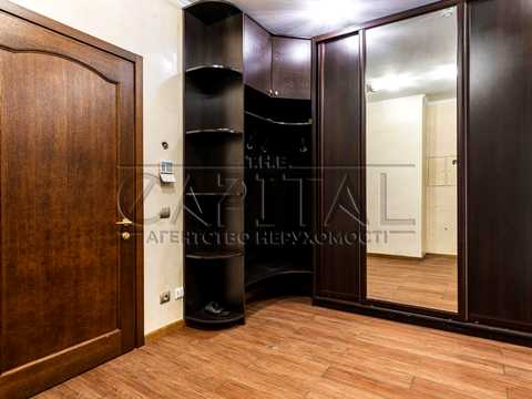 коммерческая по адресу Антоновича ул. (Горького), 72