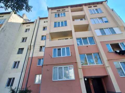 квартира за адресою Фестивальна вул., 7а
