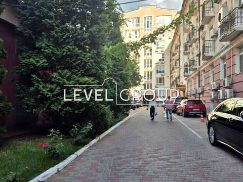 комерційна за адресою Глибочицька вул., 40