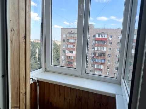 квартира за адресою Дністерська вул. (Двінська), 1