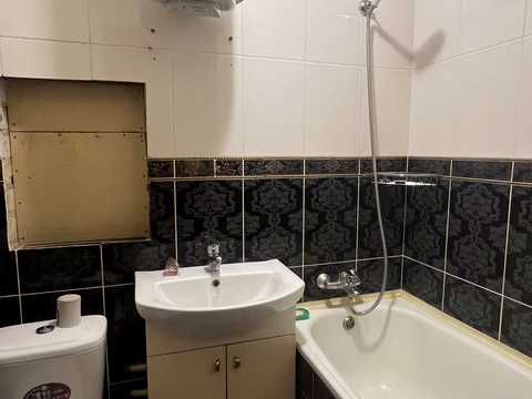 квартира за адресою Дністерська вул. (Двінська), 1