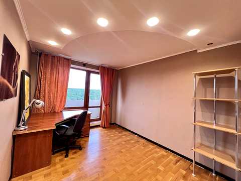 квартира за адресою Перемоги просп., 78а