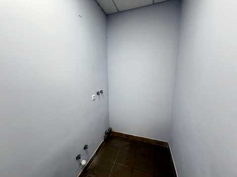 коммерческая по адресу Івана Франка ул., 8