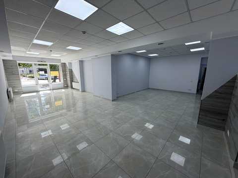 коммерческая по адресу Івана Франка ул., 8
