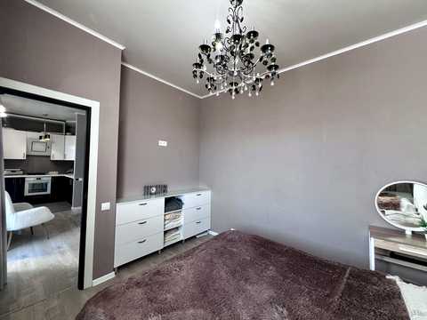 квартира за адресою Новоолександрівська вул., (Будинок 4)