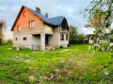 будинок за адресою Центральна