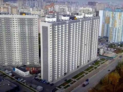комерційна за адресою Ревуцького вул., 54