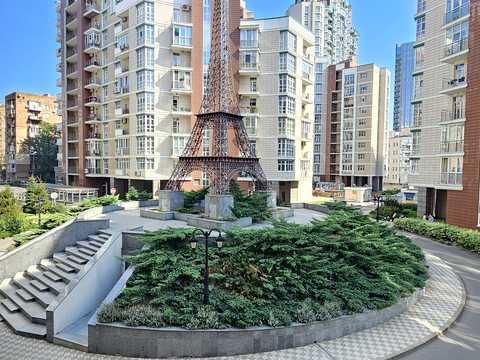 квартира за адресою Василя Тютюнника вул. (Анрі Барбюса), 51/1А