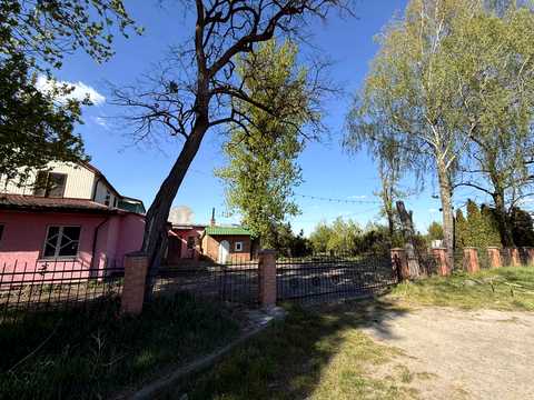 коммерческая по адресу Шашкевича, 1