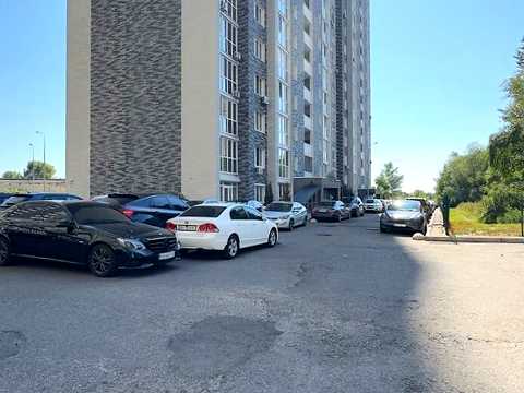 квартира за адресою Ревуцького вул., 54-Б