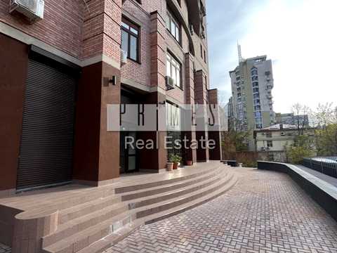 комерційна за адресою Олександра Кониського вул., 28А-30А