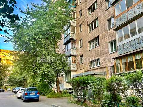 квартира за адресою Машинобудівна вул., 8