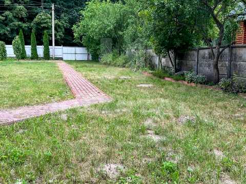 участок по адресу Лісова, 11