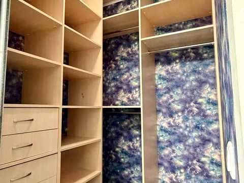 квартира за адресою Володимира Брожка вул. (Кіровоградська), (Будинок 4)