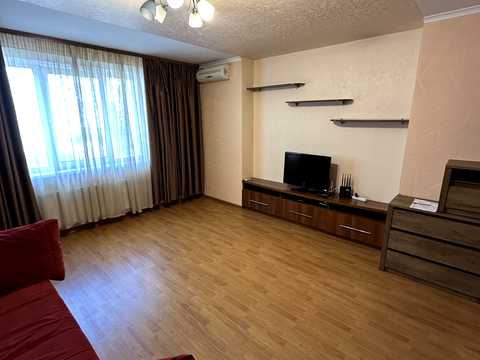 квартира по адресу Александра Мишуги ул., 12