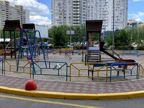 квартира по адресу Александра Мишуги ул., 12