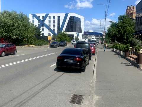 квартира по адресу Александра Мишуги ул., 12