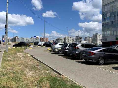 квартира по адресу Александра Мишуги ул., 12