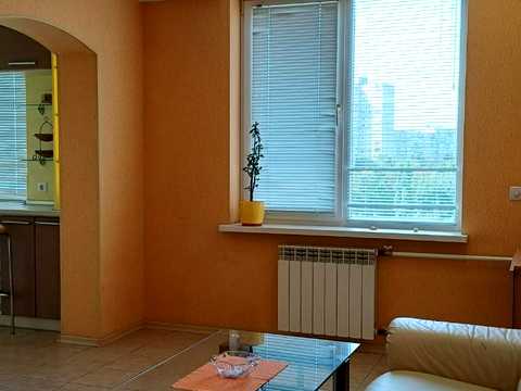 квартира по адресу Амосова ул. (Корчагінців), 48