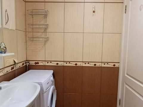 квартира по адресу Амосова ул. (Корчагінців), 48