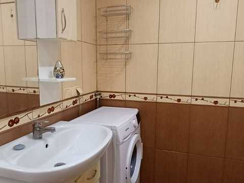 квартира по адресу Амосова ул. (Корчагінців), 48
