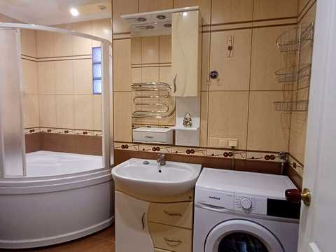 квартира по адресу Амосова ул. (Корчагінців), 48