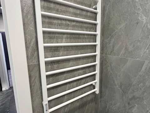 квартира за адресою Фабрична вул., (Будинок 12)