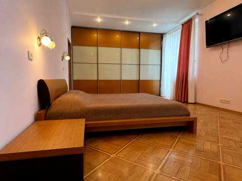 квартира по адресу Шампанский пер., 9