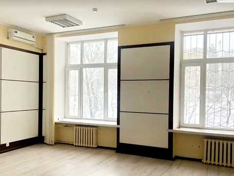 коммерческая по адресу Крещатик ул. (Kreschatic), 7