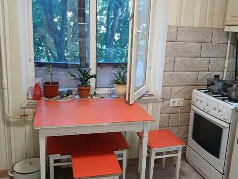 кімната за адресою Академіка Булаховського вул., 30-Б