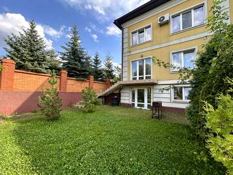 будинок за адресою Грушевського вул., 27