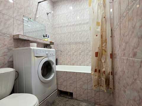 квартира за адресою Будівельників вул., 5