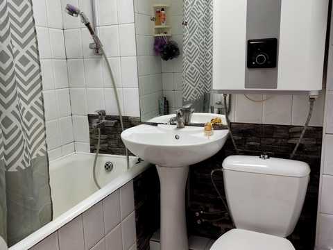 квартира по адресу Николая Василенко ул., 13-А
