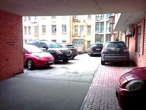 коммерческая по адресу Павловская ул., 17